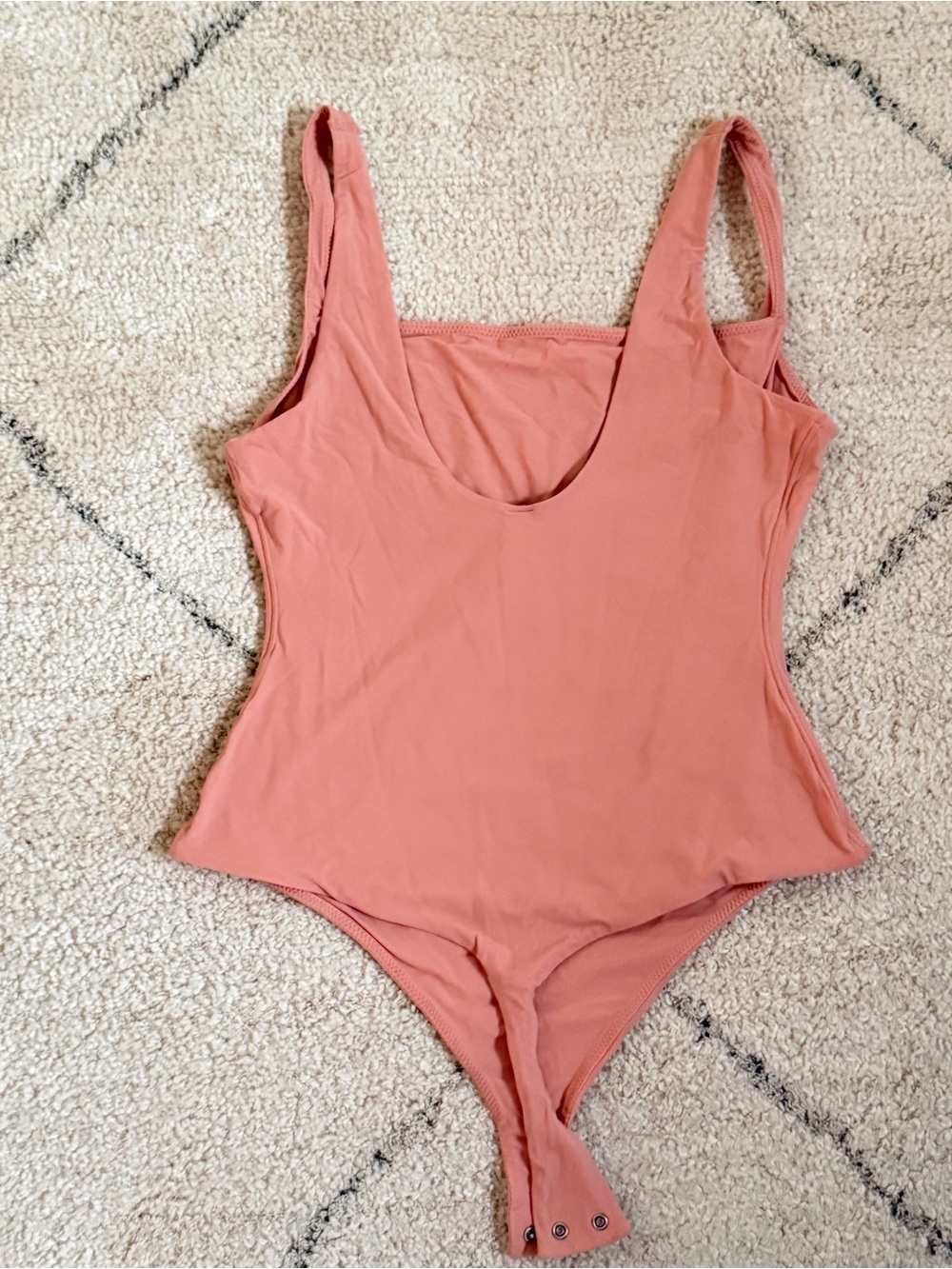 SKIMS Peach Pink Sleeveless Square Neck Bodysuit - Picture 5 of 7